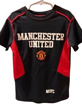Children’s XS MANCHESTER UNITED jersey.  
Rare